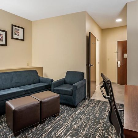 Comfort Suites West Memphis I-40 I-55 Номер фото